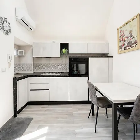 Casa San Lorenzo Maiorano Vakantiehuis Monte SantʼAngelo